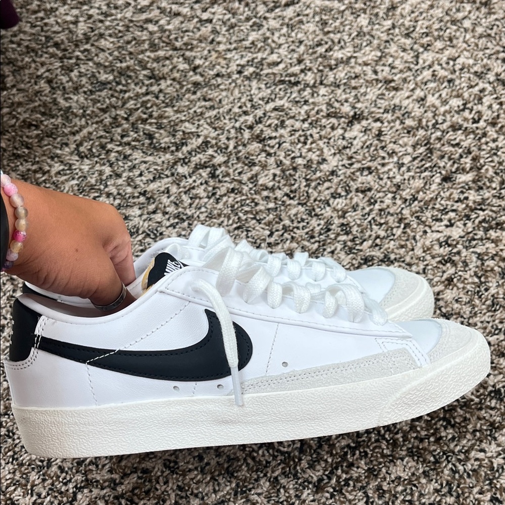 Nike Classic White and Black Low-Tops